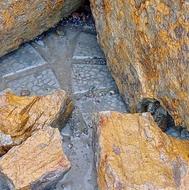 فروش سنگ طبیعی طلا