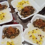 غذای خانگی برای سفارش مهمانی ها و برای کارگران باغ