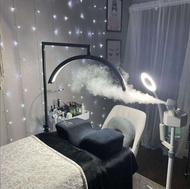 استخدام ناخن کار و مژه کار با شرایط عالی (بصورت اجاره)