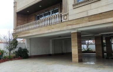 ویلا 350 متری بالای پارکینگ بلوار جانبازان