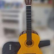 گیتار یاماها C 40