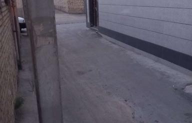 کوچه قاسم کرمی انتهای کوچه دست چپ بن بست