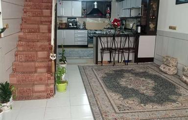 منزل دو طبقه درچه. هر طبقه جدا هست