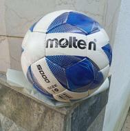 توپ فوتبال molten