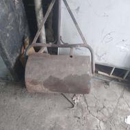 غلطک دستی آهنی