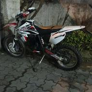 xr400استارتی