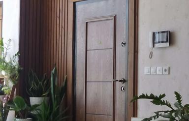 فروش یک واحد منزل مسکونی واقع در طبقه دوم ازیک منزل سه طبقه