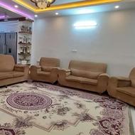 فروش مبل راحتی 7نفره به همراه میزتلویزیون شیشه ای