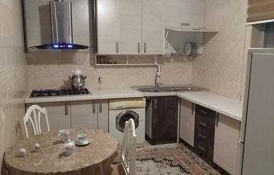 فروش خانه ویلایی347متر ونیز یک قطعه زمین 349 متری