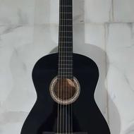 گیتار با کلیه لوازم