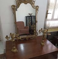 آینه و شمعدان برنز