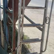 سرسوره برای حیاط خانه برای بچهها