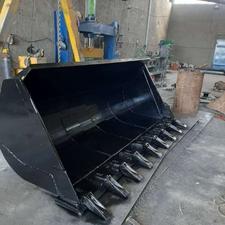 بیل لودر پاکت (باکت) آهنکشی