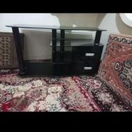 میز تلوزیون شیشه ای تمیز