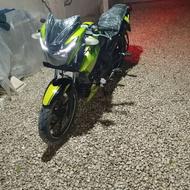 آپاچی 150 مشکی سبز