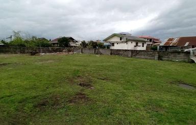 زمین مسکونی دو بَر در محله ی دنج/قابل تفکیک به دو پلاک مجزا