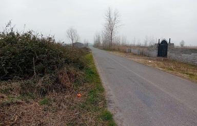 250 متر زمین بر سوم جاده اصلی