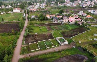 175 متر زمین با انشعابات دور محصور