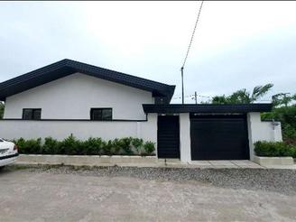 ویلا شیک و مدرن نزدیک شهر و دریا تنکابن241 متر