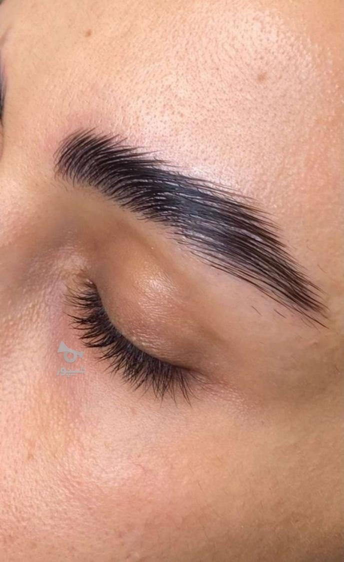 اکستنشن مژه و لیفت مژه و ابرو