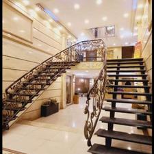 اجاره تجاری و مغازه 17 متر در خیابان مدرس