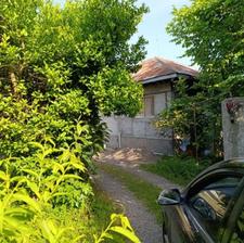 خانه باغ 1700 متری جاده کوچصفهان سنگر گیلاوندان