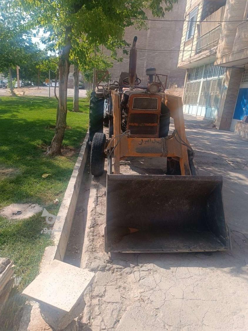تراکتور رومانی بیلی دارم با راننده - سعید