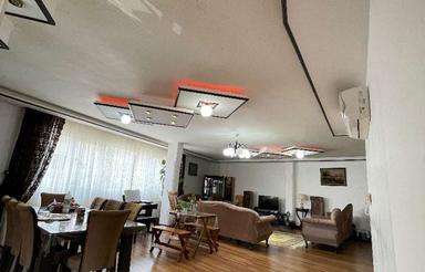 کلا دو طبقه دو واحد/ 143 متر سه خواب دو نبش/شقایق