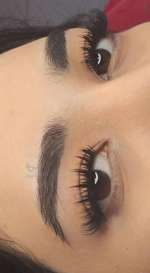 کاشت مژه و لیفت ابرو و مژه