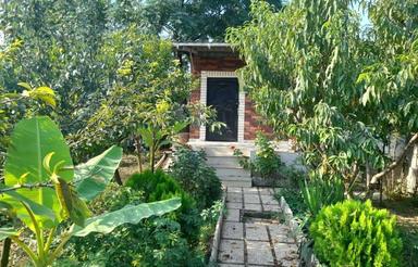 زمین 405 متر جنب کانال عالیواک داری 40 متر سوئیت با مجوز