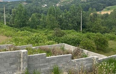 200 متر زمین چهاردیواری در (وارد محله) ساری