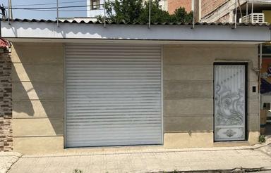 20مترواحدتجاری +حدود 120مترخانه وحیاط پشتی