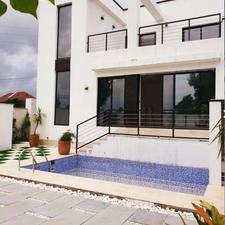 فروش ویلا 250 متر دوبلکس استخر دار لاکچری در محموداباد