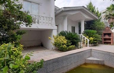 ویلا نیم پیلوت 245 متری سه خوابه مبله کامل