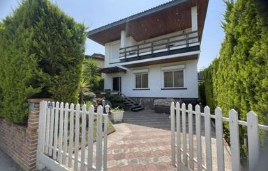 300 متر ویلای 4 خواب شهرکی وازیوار