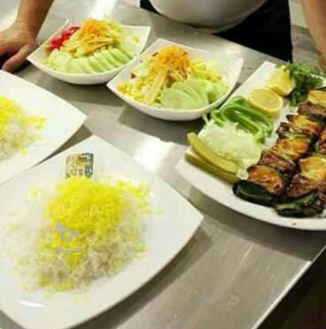 آماده همکاری برای پخت آشپزی ایرانی وتخته کاری انواع کباب - بابک
