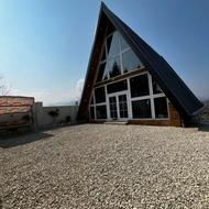 کلبه نوساز شاهو اجاره شبانه ویو دریاچه و جنگل یه جای دنج