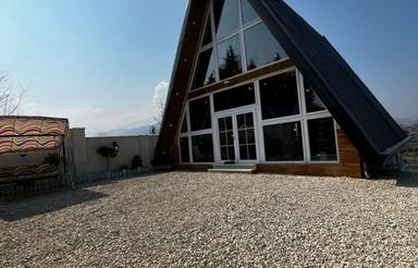 کلبه نوساز شاهو اجاره شبانه ویو دریاچه و جنگل یه جای دنج