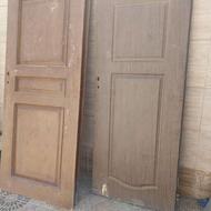 در ب چوبی خانه