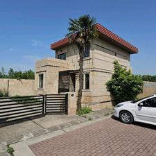 ویلا نوساز با سند تکبرگ در کوچصفهان رشت380متر