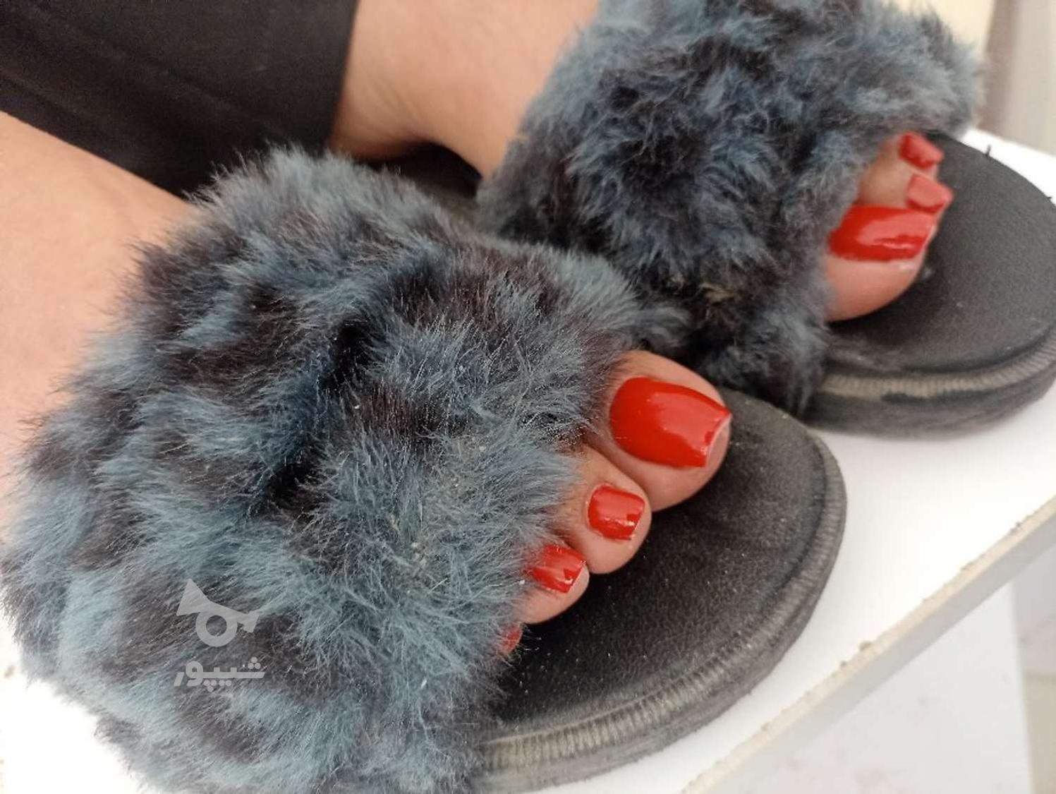 کاشت ناخن هزینه مواد گرفته میشه