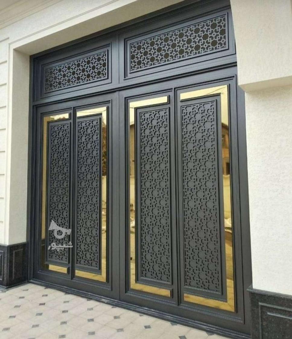ساخت، نصب، تعمییرات انواع دربهای برقی،ریلی،اهنی،شبکه،ایی