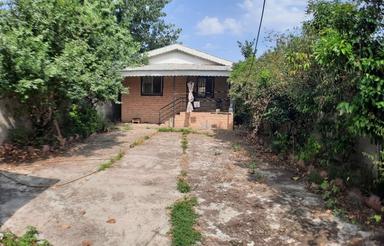 فروش ویلا 432زمین 80متر بنا جاده رشت به لاهیجان پلکوه