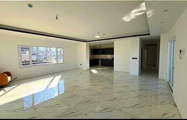 اجاره آپارتمان 240 متر در رادیو دریا نوساز کلید نخورده