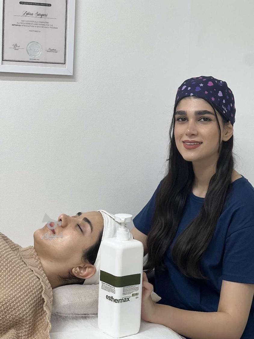 پاکسازی و فیشیال تخصصی پوست
