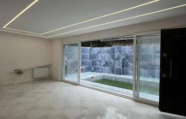 فروش ویلا 270 متری استخردار لاهیجان