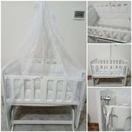تخت گهواره ای نوزاد و کودک