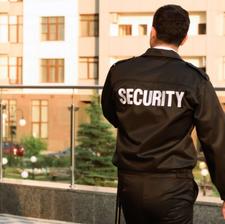 استخدام نیروی حراست و انتظامات