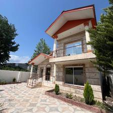 فروش ویلای نیم پیلوت در آپادانا نما کلاسیک