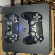 Ps4اسلیم 1ترابایت در حد نو دو دسته